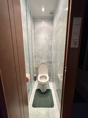 Продам трехкомнатную (3-комн.) квартиру, Днепропетровская ул, 5к5, Москва г