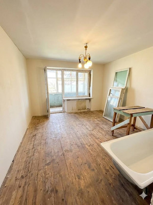 Продам двухкомнатную (2-комн.) квартиру, Кооперативная ул, 2, Гвардейское с