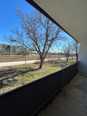 Продам двухкомнатную (2-комн.) квартиру, Ленина ул, 13, Стахановка с