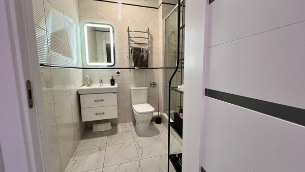 Продам комнату в 2-комн. квартире, Среднерогатская ул, 10к1, Санкт-Петербург г