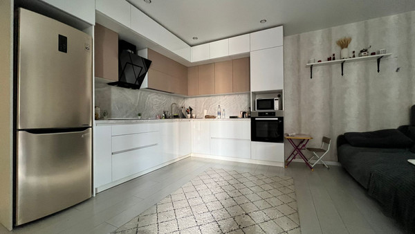 Продам комнату в 2-комн. квартире, Среднерогатская ул, 10к1, Санкт-Петербург г