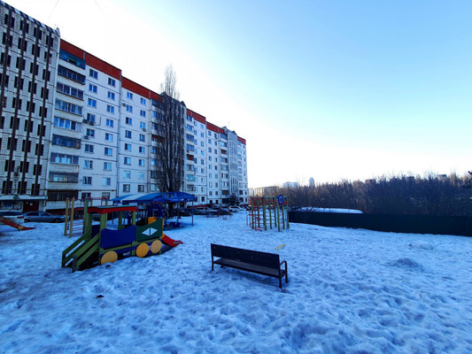 Продам двухкомнатную (2-комн.) квартиру, Достоевского ул, 74, Липецк г