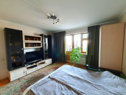 Продам двухкомнатную (2-комн.) квартиру, Достоевского ул, 74, Липецк г