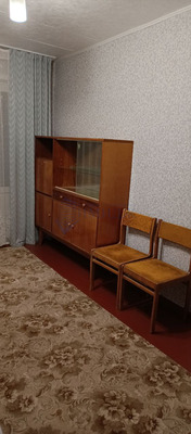 Сдам двухкомнатную (2-комн.) квартиру, 60 лет Октября ул, 40, Красноярск г