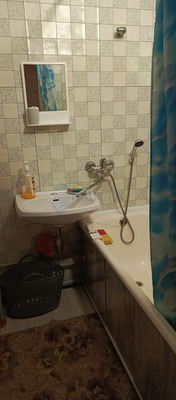 Сдам двухкомнатную (2-комн.) квартиру, 60 лет Октября ул, 40, Красноярск г