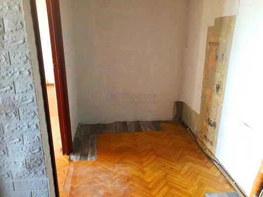 Продам однокомнатную (1-комн.) квартиру, Хабаровская ул, 10/30, Москва г