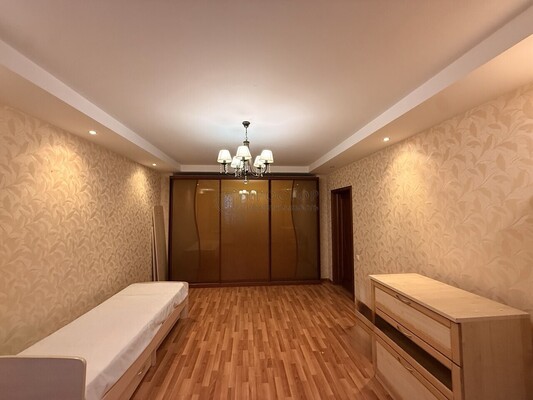 Продам многокомнатную квартиру, Новая ул, 2А, Луч п