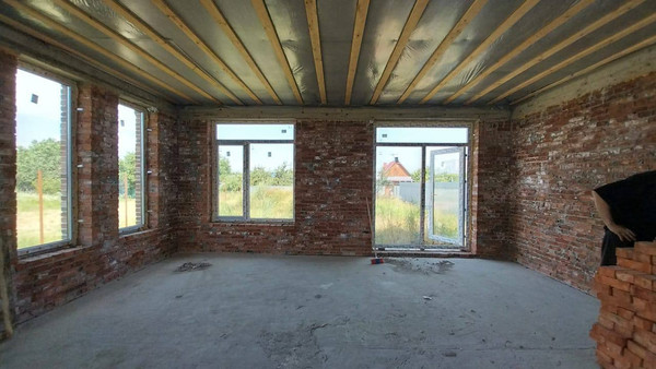 Продам дом, Янтарный п, 0 км от города