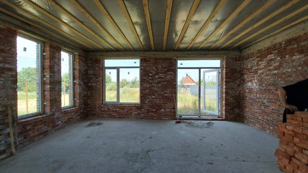 Продам дом, Янтарный п, 0 км от города