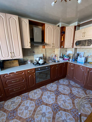 Продам трехкомнатную (3-комн.) квартиру, 3-я Полетная ул, 3, Иваново г