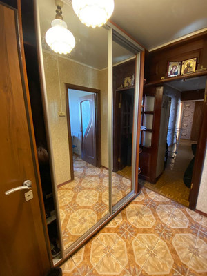 Продам трехкомнатную (3-комн.) квартиру, 3-я Полетная ул, 3, Иваново г