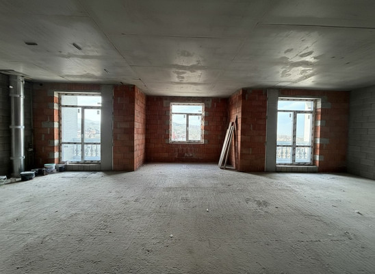 Продам трехкомнатную (3-комн.) квартиру, Биттирова ул, 123, Нальчик г