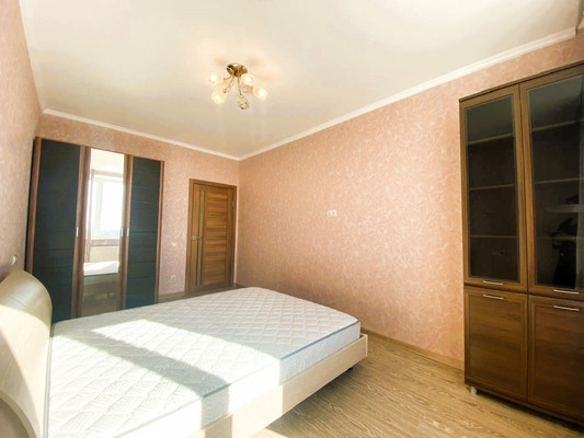 Сдам двухкомнатную (2-комн.) квартиру, Крымская ул, 11, Раменское г