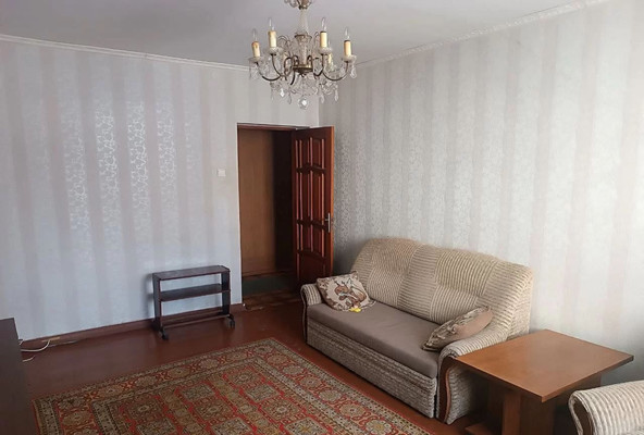 Продам двухкомнатную (2-комн.) квартиру, Мебельная ул, 10, Калининград г