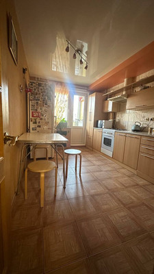 Продам трехкомнатную (3-комн.) квартиру, Школьная ул, 19, Краснодар г