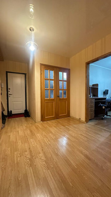 Продам трехкомнатную (3-комн.) квартиру, Школьная ул, 19, Краснодар г