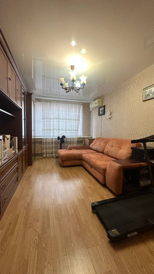 Продам трехкомнатную (3-комн.) квартиру, Школьная ул, 19, Краснодар г