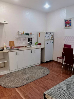 Продам двухкомнатную (2-комн.) квартиру, им. Адмирала Серебрякова ул, 3к2, Краснодар г