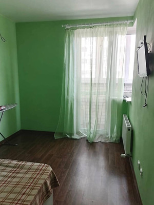 Продам двухкомнатную (2-комн.) квартиру, им. Адмирала Серебрякова ул, 3к2, Краснодар г