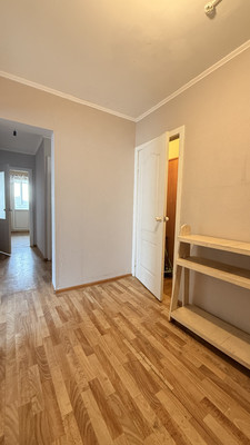 Продам двухкомнатную (2-комн.) квартиру, им. Репина проезд, 40, Краснодар г