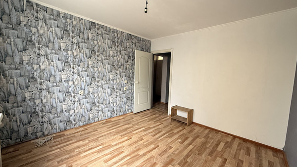 Продам двухкомнатную (2-комн.) квартиру, им. Репина проезд, 40, Краснодар г