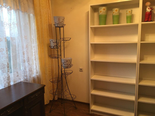 Продам многокомнатную квартиру, Симферопольская ул, 42, Краснодар г