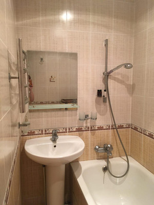 Продам многокомнатную квартиру, Симферопольская ул, 42, Краснодар г