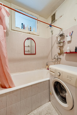 Продам однокомнатную (1-комн.) квартиру, Затонная ул, 7к1, Москва г