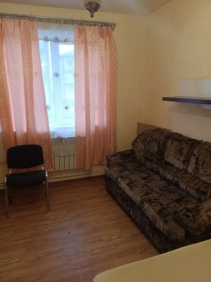 Продам однокомнатную (1-комн.) квартиру, Белорусская ул, 12, Овощной п