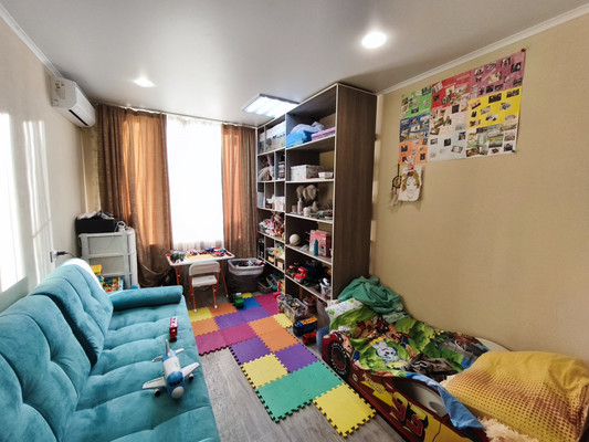 Продам трехкомнатную (3-комн.) квартиру, Калараша ул, 54д, Туапсе г