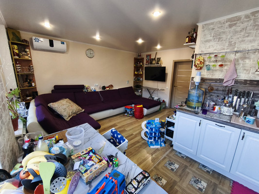 Продам трехкомнатную (3-комн.) квартиру, Калараша ул, 54д, Туапсе г