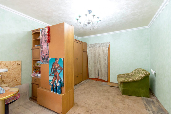 Продам трехкомнатную (3-комн.) квартиру, Ушинского ул, 9А, Батайск г