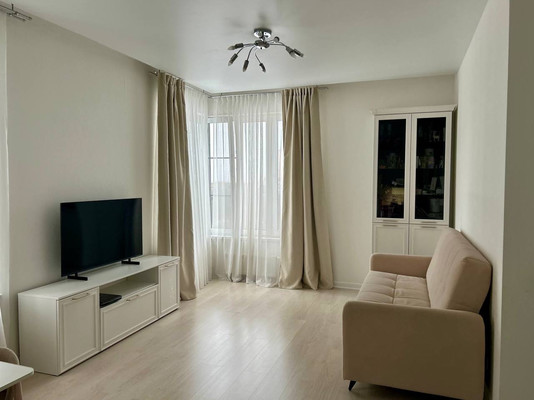 Продам двухкомнатную (2-комн.) квартиру, Маршала Бирюзова ул, 13к2, Одинцово г