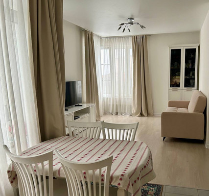 Продам двухкомнатную (2-комн.) квартиру, Маршала Бирюзова ул, 13к2, Одинцово г