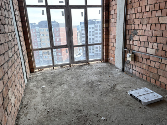 Продам трехкомнатную (3-комн.) квартиру, Тлостанова ул, 28, Нальчик г