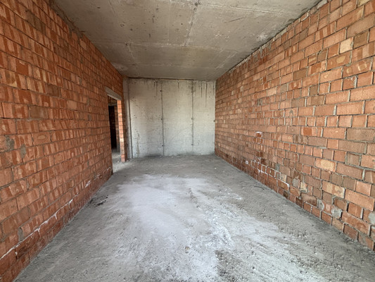 Продам трехкомнатную (3-комн.) квартиру, Тлостанова ул, 28, Нальчик г