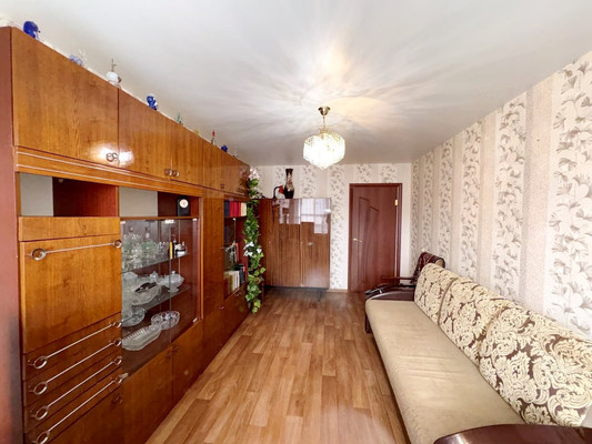 Продам трехкомнатную (3-комн.) квартиру, Ладожская ул, 83, Пенза г