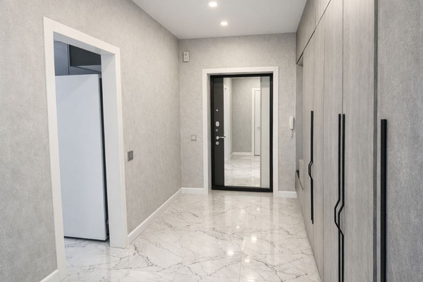 Продам двухкомнатную (2-комн.) квартиру, Кутаисская ул, 38, Калининград г