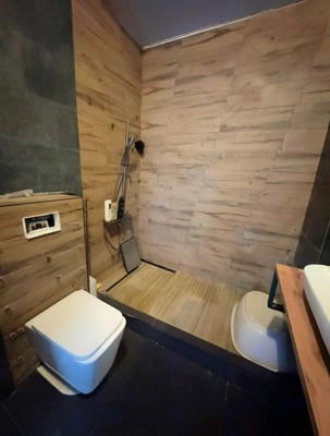 Продам однокомнатную (1-комн.) квартиру, Интернациональная ул, 18, Калининград г