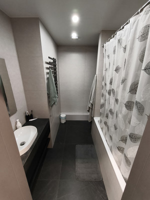 Продам трехкомнатную (3-комн.) квартиру, Доломановский пер, 116, Ростов-на-Дону г