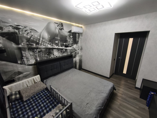 Продам трехкомнатную (3-комн.) квартиру, Доломановский пер, 116, Ростов-на-Дону г