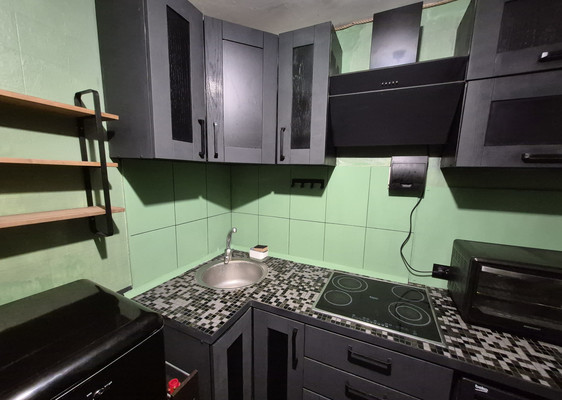 Продам однокомнатную (1-комн.) квартиру, Ломоносова ул, 114/17, Воронеж г