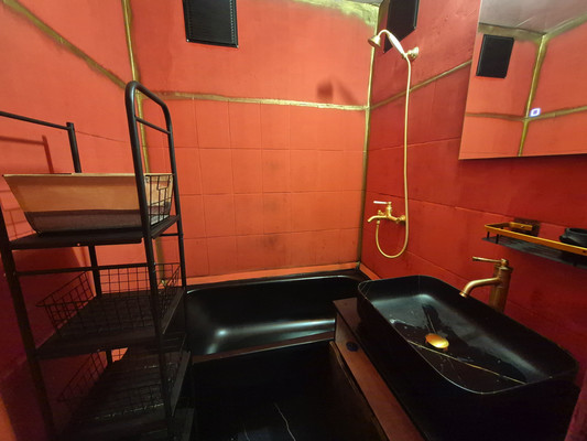 Продам однокомнатную (1-комн.) квартиру, Ломоносова ул, 114/17, Воронеж г