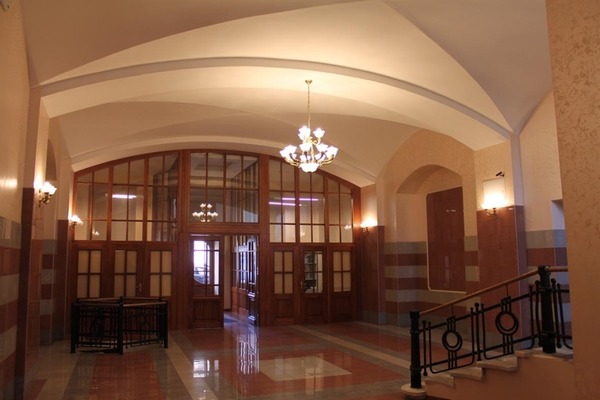 Продам коммерческое помещение 1 058 м2, Дмитровка Б. ул, 32 1, Москва г