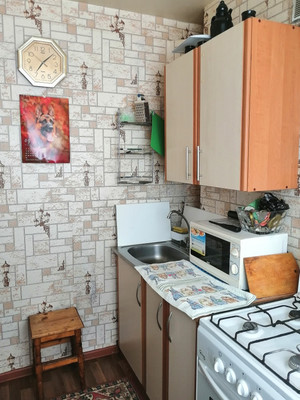 Продам двухкомнатную (2-комн.) квартиру, Школьная ул, 16, Глебовское с