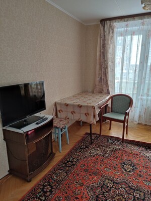 Продам двухкомнатную (2-комн.) квартиру, 1-я Владимирская ул, 18к3, Москва г