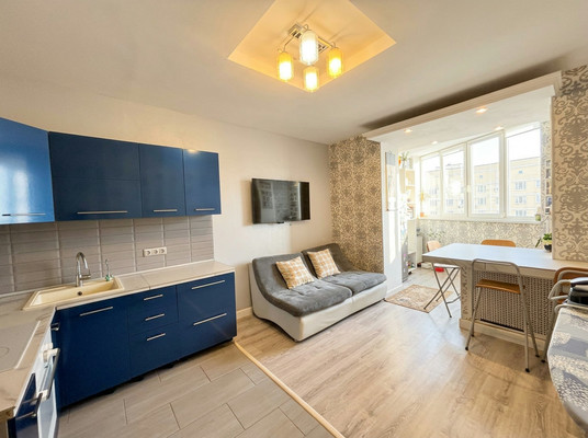 Продам двухкомнатную (2-комн.) квартиру, Крымская ул, 12, Раменское г