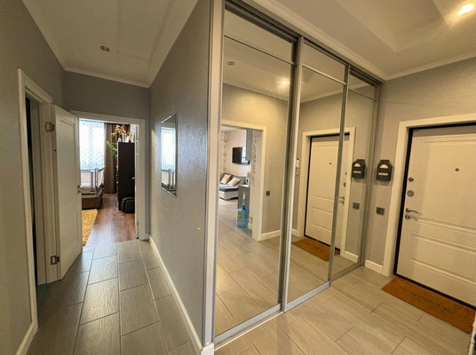 Продам двухкомнатную (2-комн.) квартиру, Крымская ул, 12, Раменское г