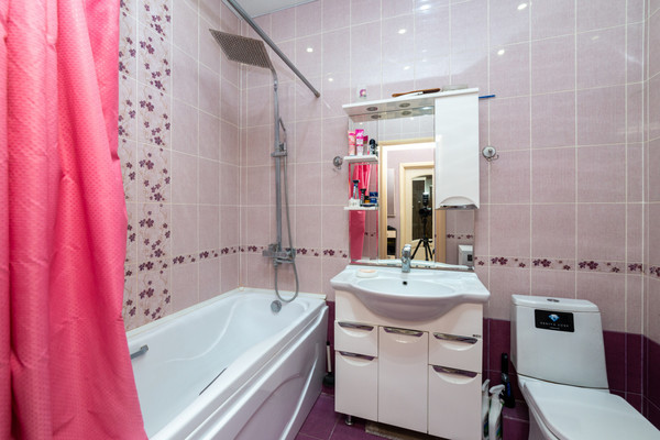 Продам однокомнатную (1-комн.) квартиру, Варшавское ш, 68, Бородино д