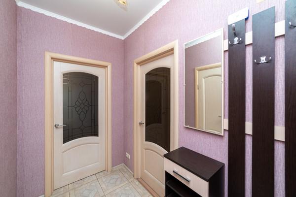 Продам однокомнатную (1-комн.) квартиру, Варшавское ш, 68, Бородино д